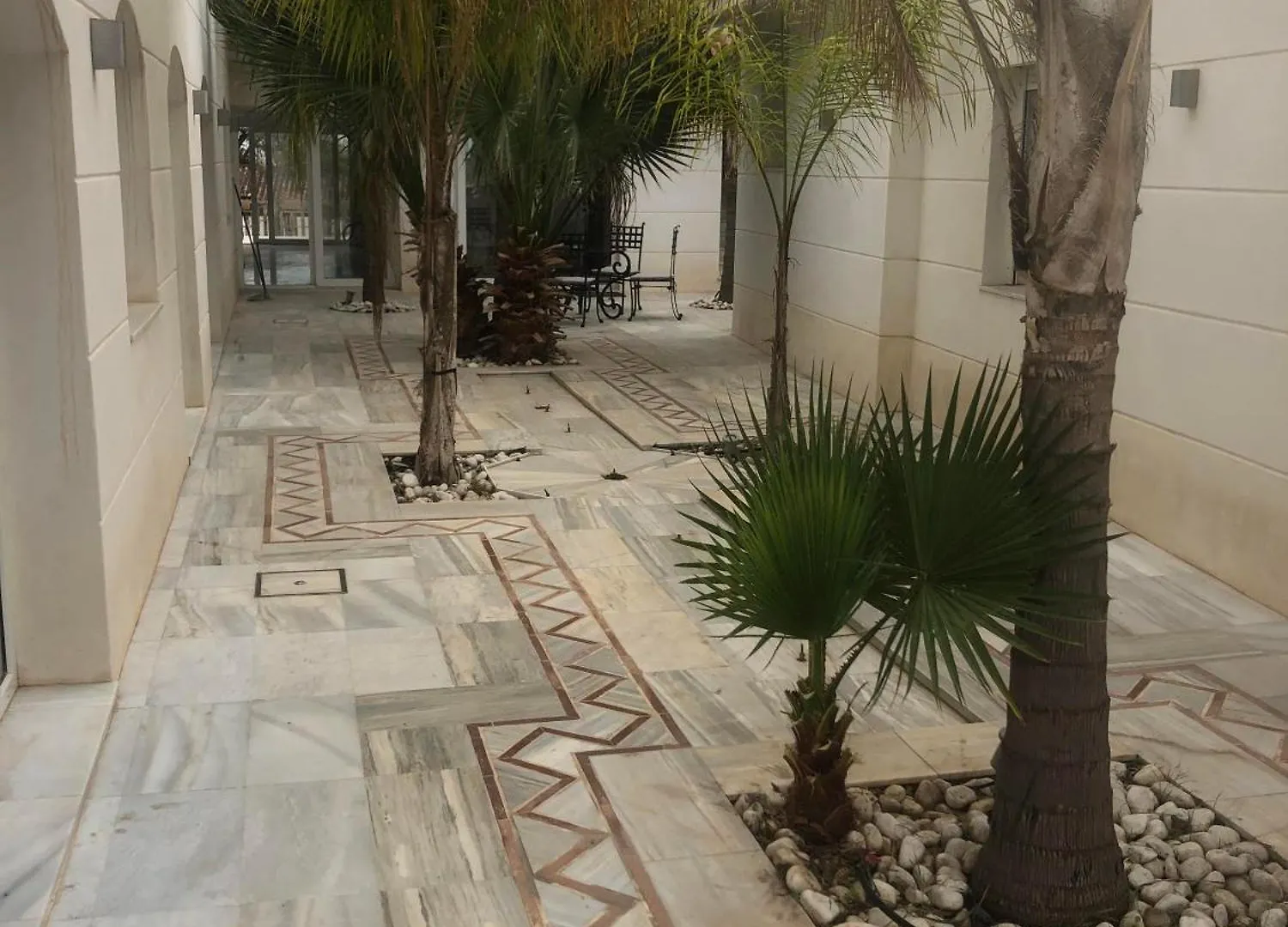 Villa Oasis, Lovely Studio Apartment In A Quiet Villa Benalmadena